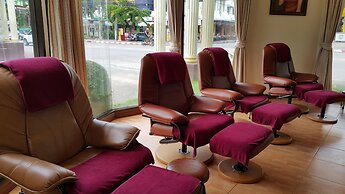 Windmill Resort Hotel