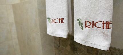 Riche Heritage Hotel