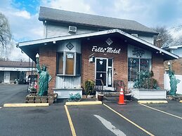 Falls Motel