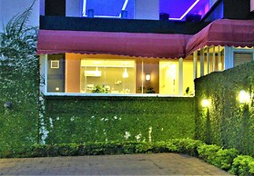 Home Suites Boutique Hotel Freetown