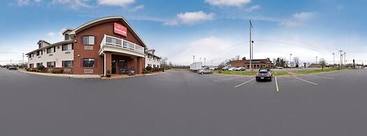 Econo Lodge Inn & Suites