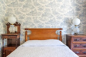 Martine Inn