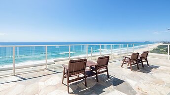 Viscount on the Beach