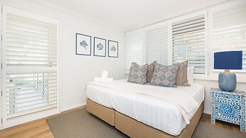 Viscount on the Beach