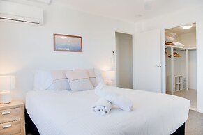 Viscount on the Beach