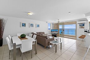 Viscount on the Beach