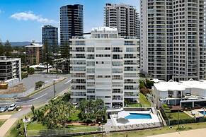 Viscount on the Beach
