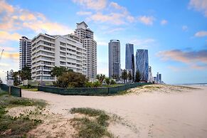 Viscount on the Beach
