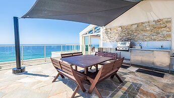 Viscount on the Beach