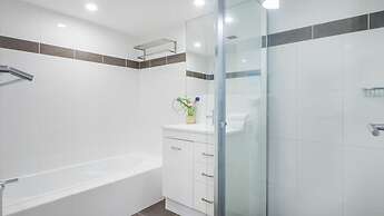 Viscount on the Beach