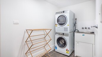 Viscount on the Beach