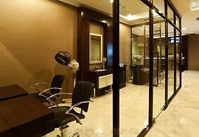 Royal Kuningan Hotel