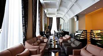 Royal Kuningan Hotel