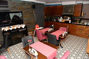 Pera Luna Residence - Special Class