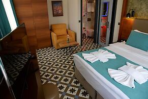 Pera Luna Residence - Special Class