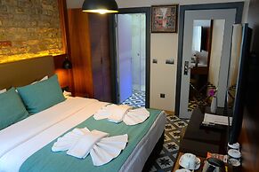 Pera Luna Residence - Special Class