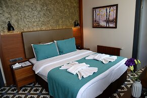 Pera Luna Residence - Special Class