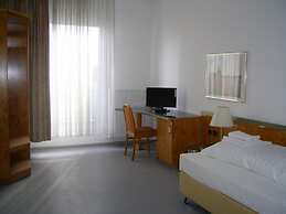 Willy Hotel Frankfurt