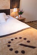 Boutique Hotel's Kwiska / Legnicka