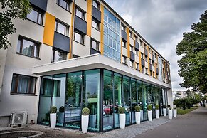 Boutique Hotel's Kwiska / Legnicka