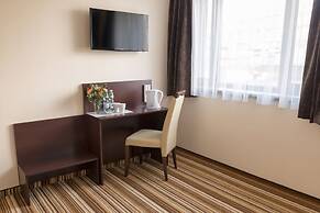 Boutique Hotel's Kwiska / Legnicka