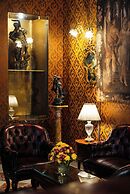 Le Metropole Luxury Heritage Hotel Since 1902 by Paradise Inn Group