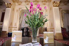 Le Metropole Luxury Heritage Hotel Since 1902 by Paradise Inn Group