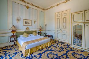 Le Metropole Luxury Heritage Hotel Since 1902 by Paradise Inn Group