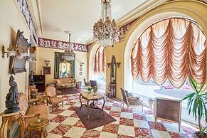 Le Metropole Luxury Heritage Hotel Since 1902 by Paradise Inn Group