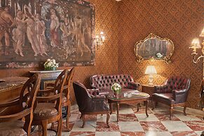 Le Metropole Luxury Heritage Hotel Since 1902 by Paradise Inn Group