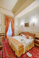 Le Metropole Luxury Heritage Hotel Since 1902 by Paradise Inn Group