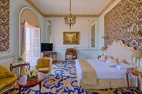Le Metropole Luxury Heritage Hotel Since 1902 by Paradise Inn Group