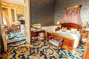 Le Metropole Luxury Heritage Hotel Since 1902 by Paradise Inn Group