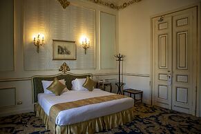 Le Metropole Luxury Heritage Hotel Since 1902 by Paradise Inn Group