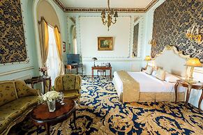 Le Metropole Luxury Heritage Hotel Since 1902 by Paradise Inn Group
