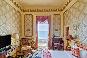 Le Metropole Luxury Heritage Hotel Since 1902 by Paradise Inn Group