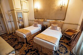 Le Metropole Luxury Heritage Hotel Since 1902 by Paradise Inn Group