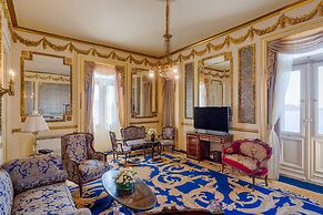 Le Metropole Luxury Heritage Hotel Since 1902 by Paradise Inn Group