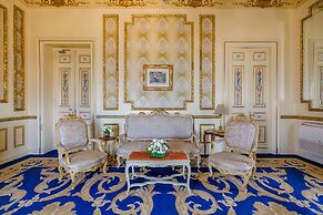Le Metropole Luxury Heritage Hotel Since 1902 by Paradise Inn Group