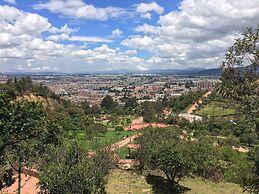 LA COLINA Hotel Cottage