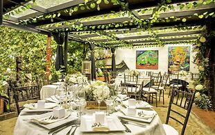 LA COLINA Hotel Cottage