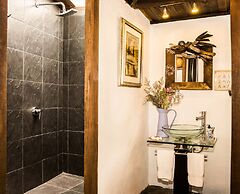 LA COLINA Hotel Cottage