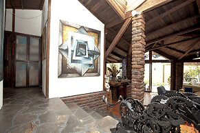 LA COLINA Hotel Cottage