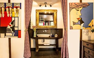 LA COLINA Hotel Cottage