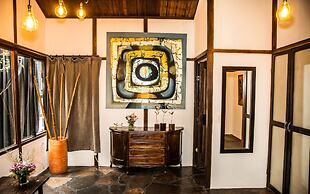 LA COLINA Hotel Cottage