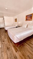 Whispering Sands Motel