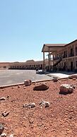 Whispering Sands Motel