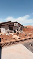 Whispering Sands Motel