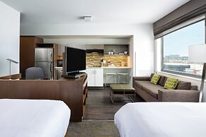 Element Harrison - Newark