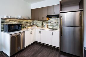 Element Harrison - Newark